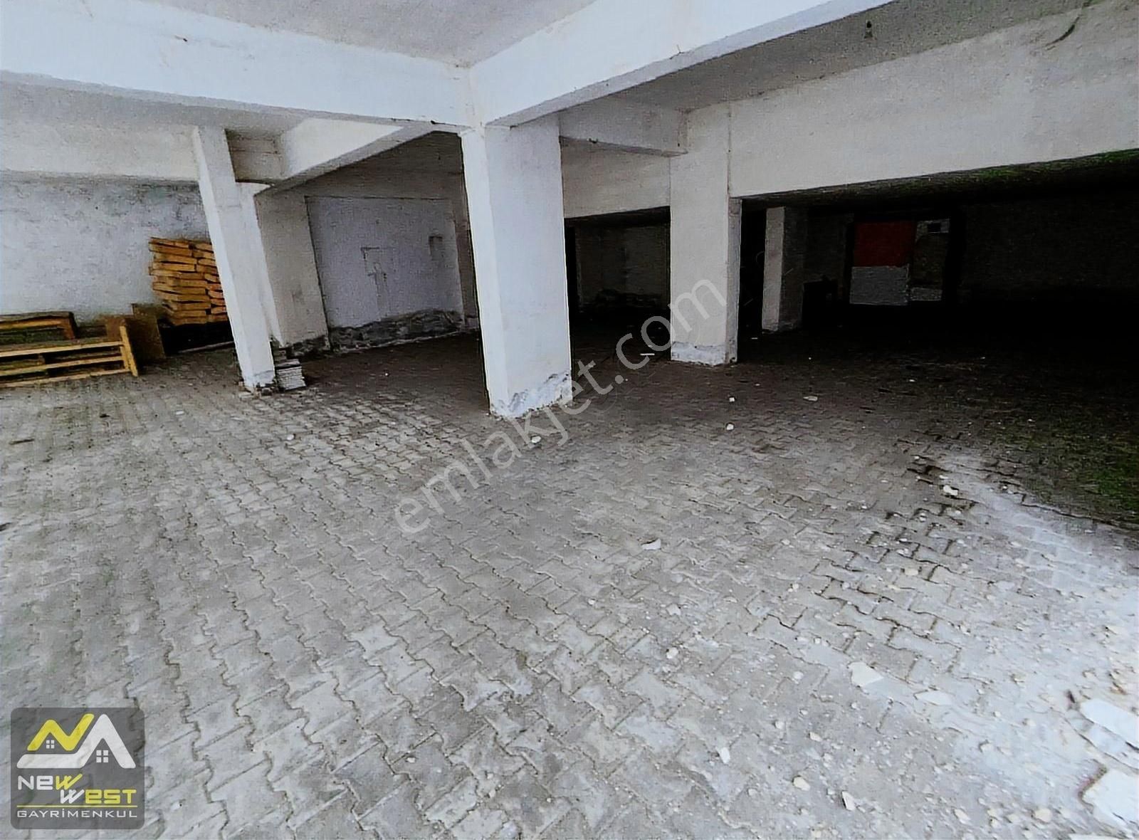 Etimesgut Ahimesut Blv Üzerinde 140m² Kapalı Alan Satılık Dükkan - Görsel 4