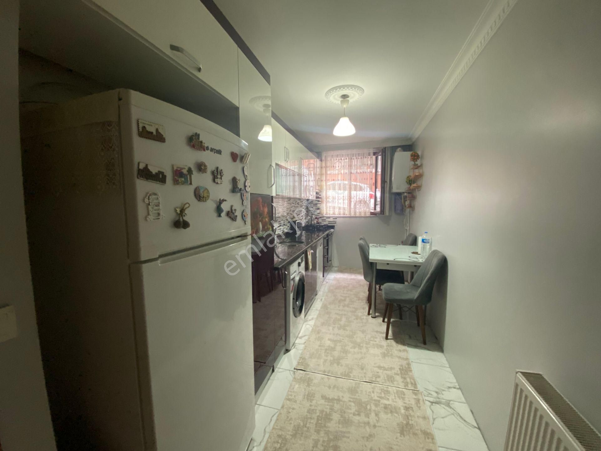 Avrupa Emlak Tan Esenler Fatih Mh 90m²2+1 Bahçe Kat,çift Banyolu,iskanlı,krediye Uygun,satılık Daire