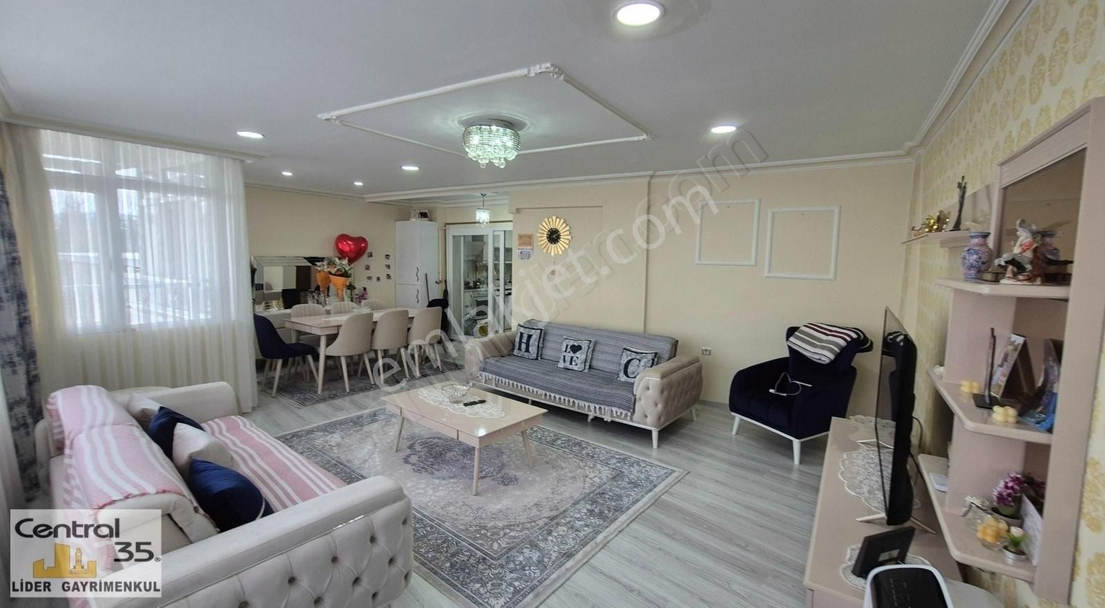 Central35 Fırat Yaşayan Park Yanı 125 M2 Geniş Bakımlı 2+1 Daire