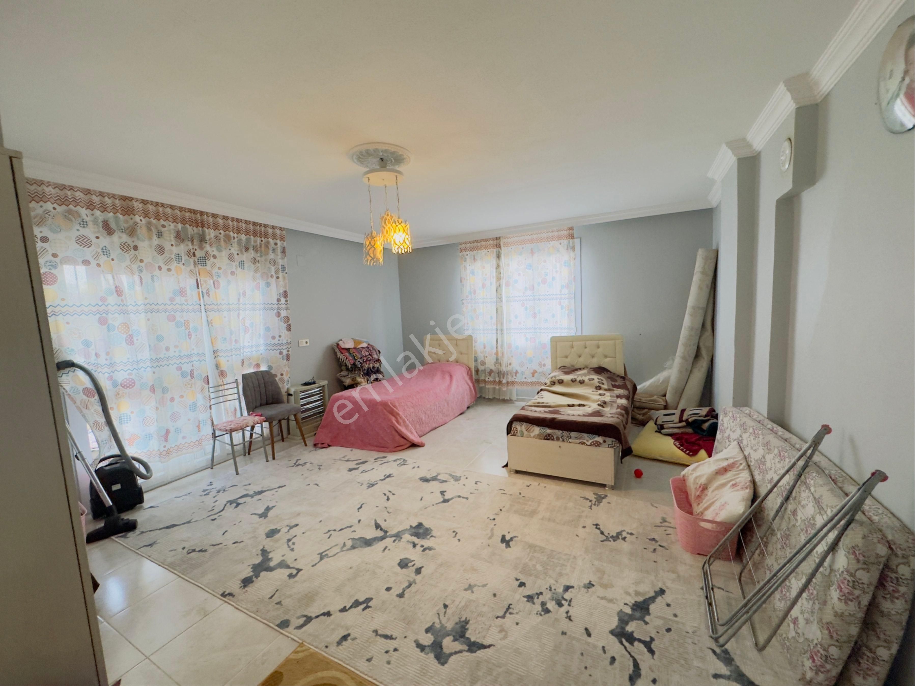 Bolgenin En Buyuk Kapali Mutfak 2+1 Satılık Daire - Görsel 16