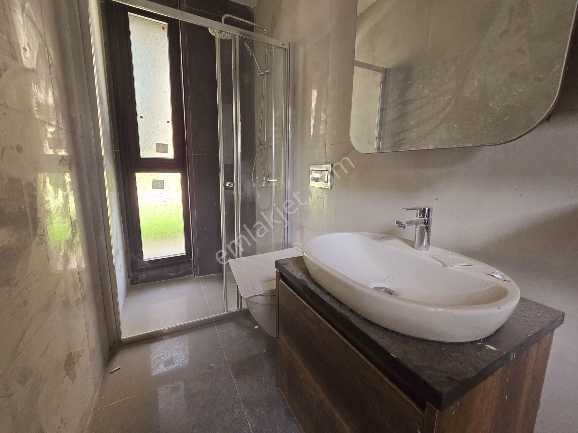 Sahıle Yakın-7/24 Güvenlik-bahçe-otopark-özel Havuz-ultra Lüx-vrf-kombi-6+1-tamamı Müstakil - Görsel 21