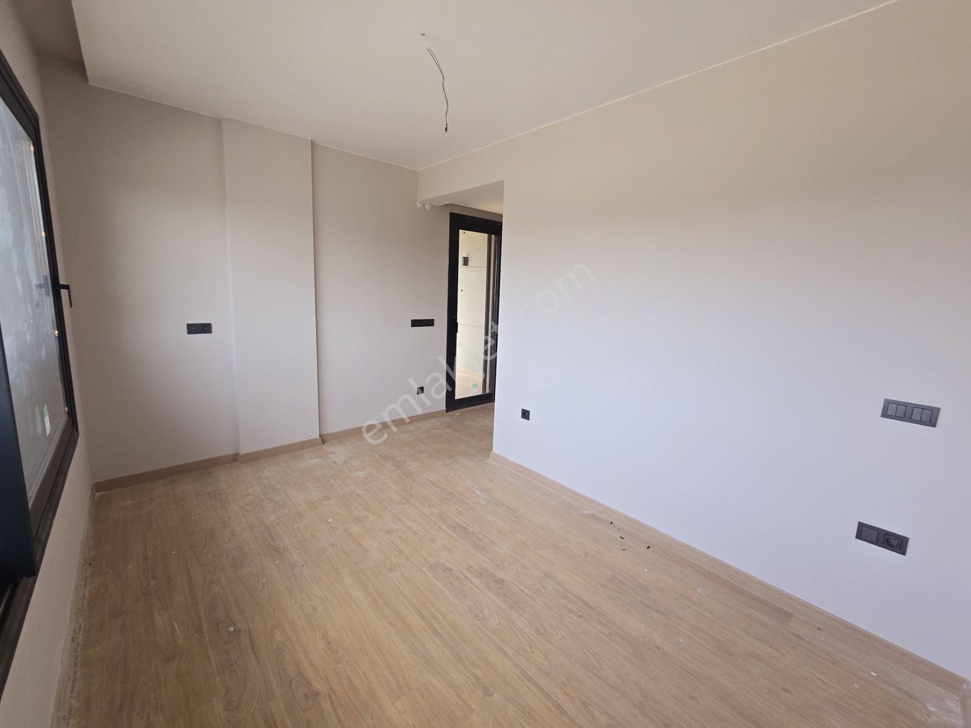 Sahıle Yakın-7/24 Güvenlik-bahçe-otopark-özel Havuz-ultra Lüx-vrf-kombi-6+1-tamamı Müstakil - Görsel 27