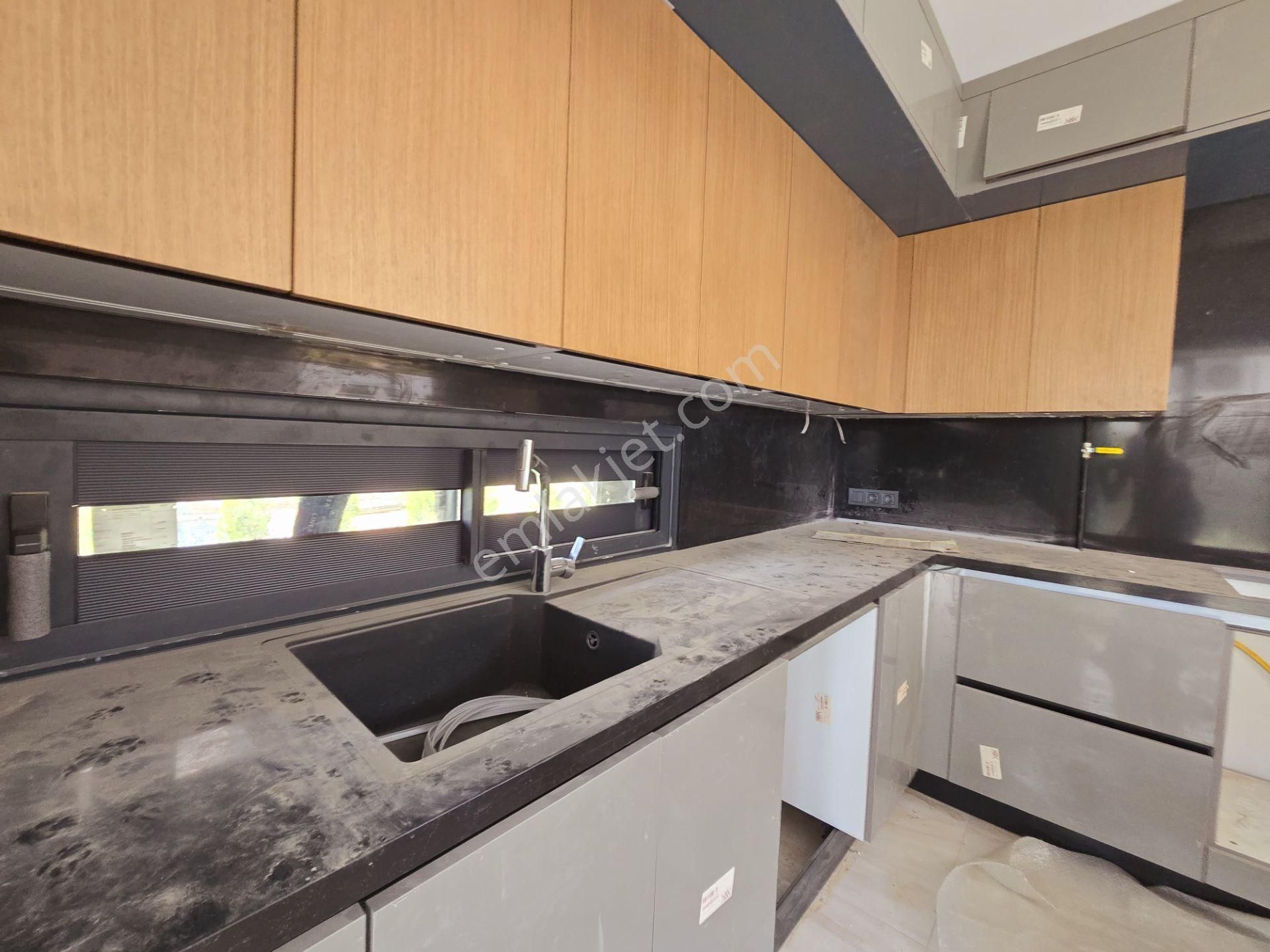 Sahıle Yakın-7/24 Güvenlik-bahçe-otopark-özel Havuz-ultra Lüx-vrf-kombi-6+1-tamamı Müstakil - Görsel 17