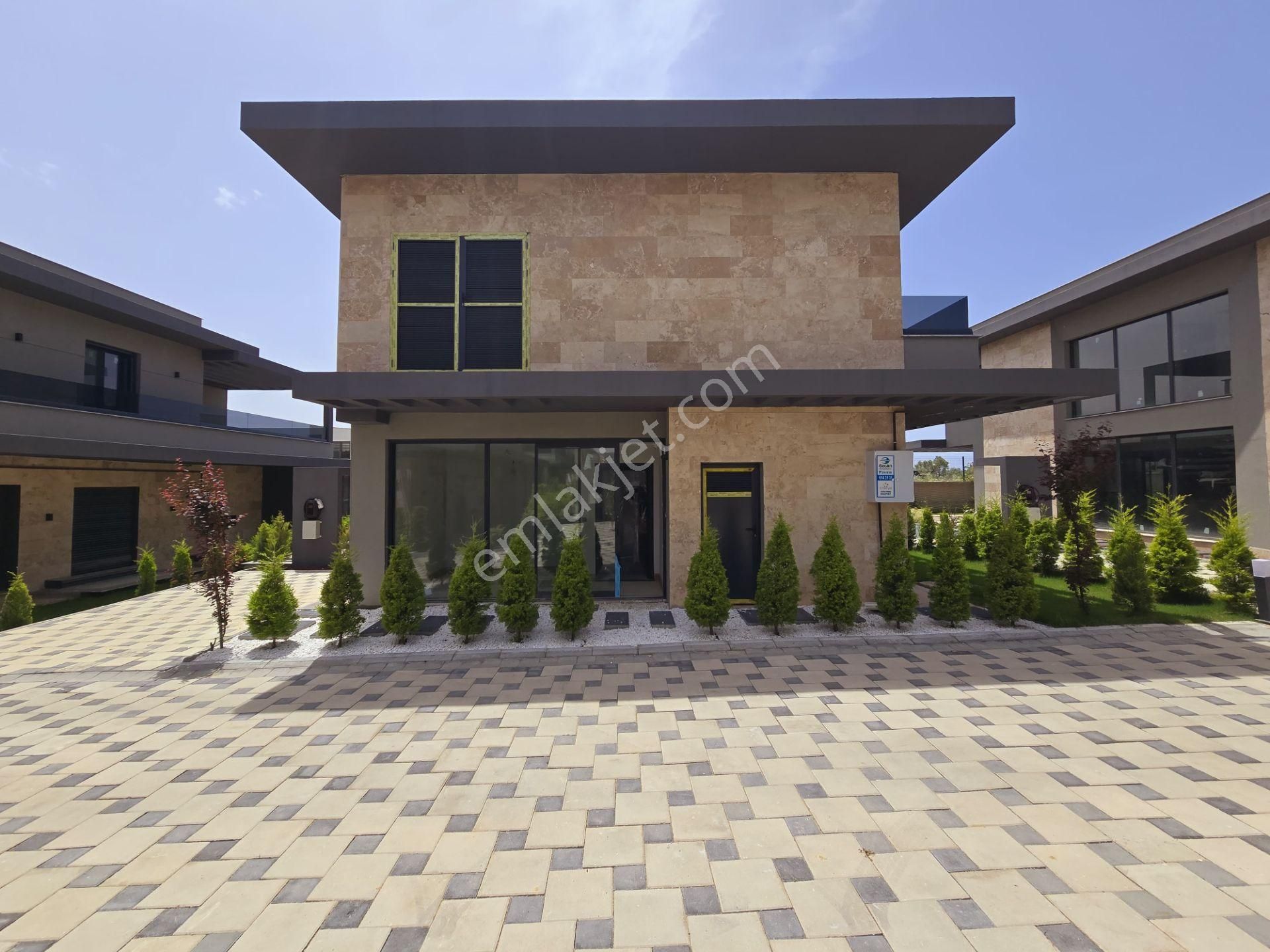 Sahıle Yakın-7/24 Güvenlik-bahçe-otopark-özel Havuz-ultra Lüx-vrf-kombi-6+1-tamamı Müstakil - Görsel 7