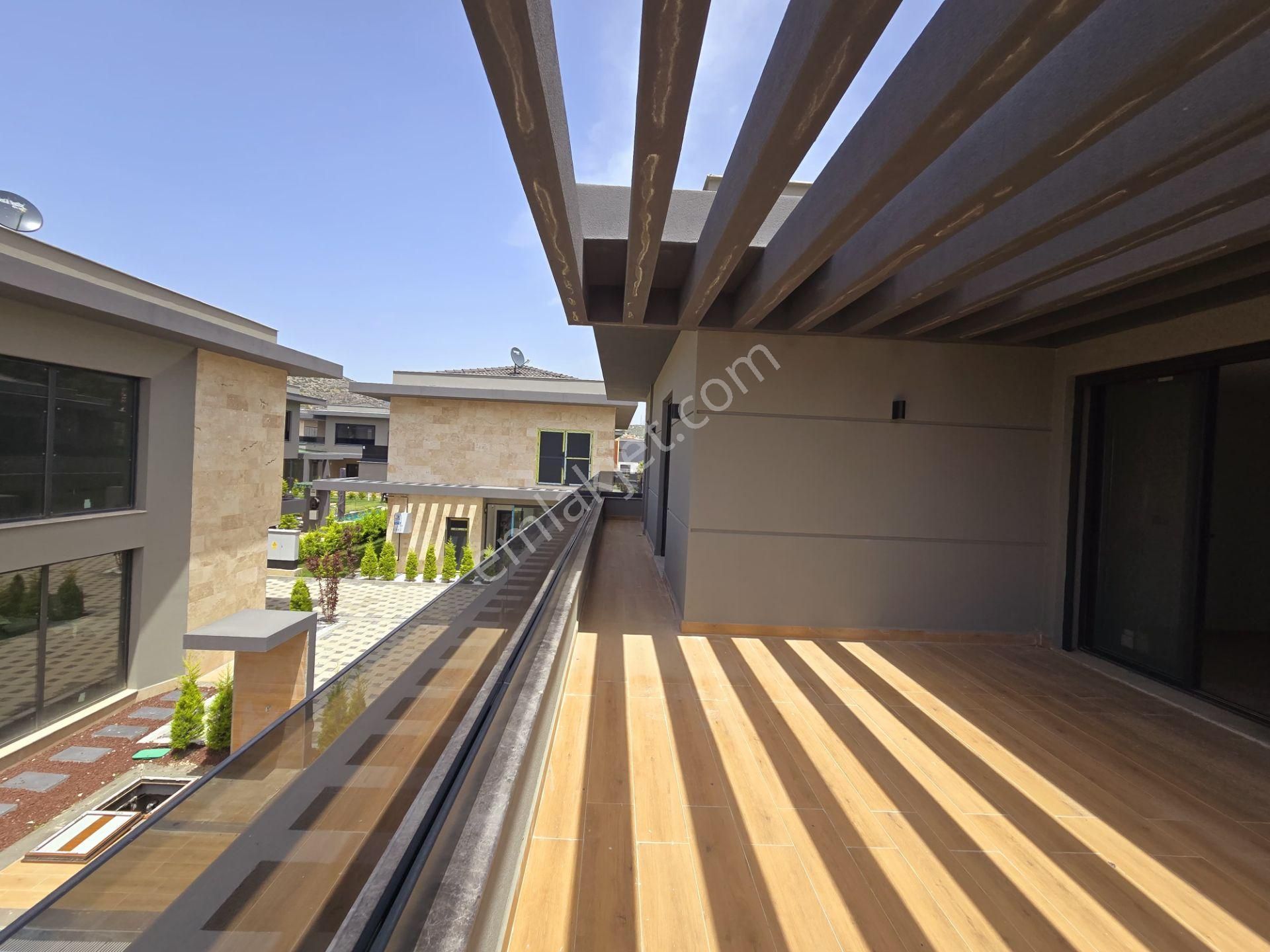 Sahıle Yakın-7/24 Güvenlik-bahçe-otopark-özel Havuz-ultra Lüx-vrf-kombi-6+1-tamamı Müstakil - Görsel 33