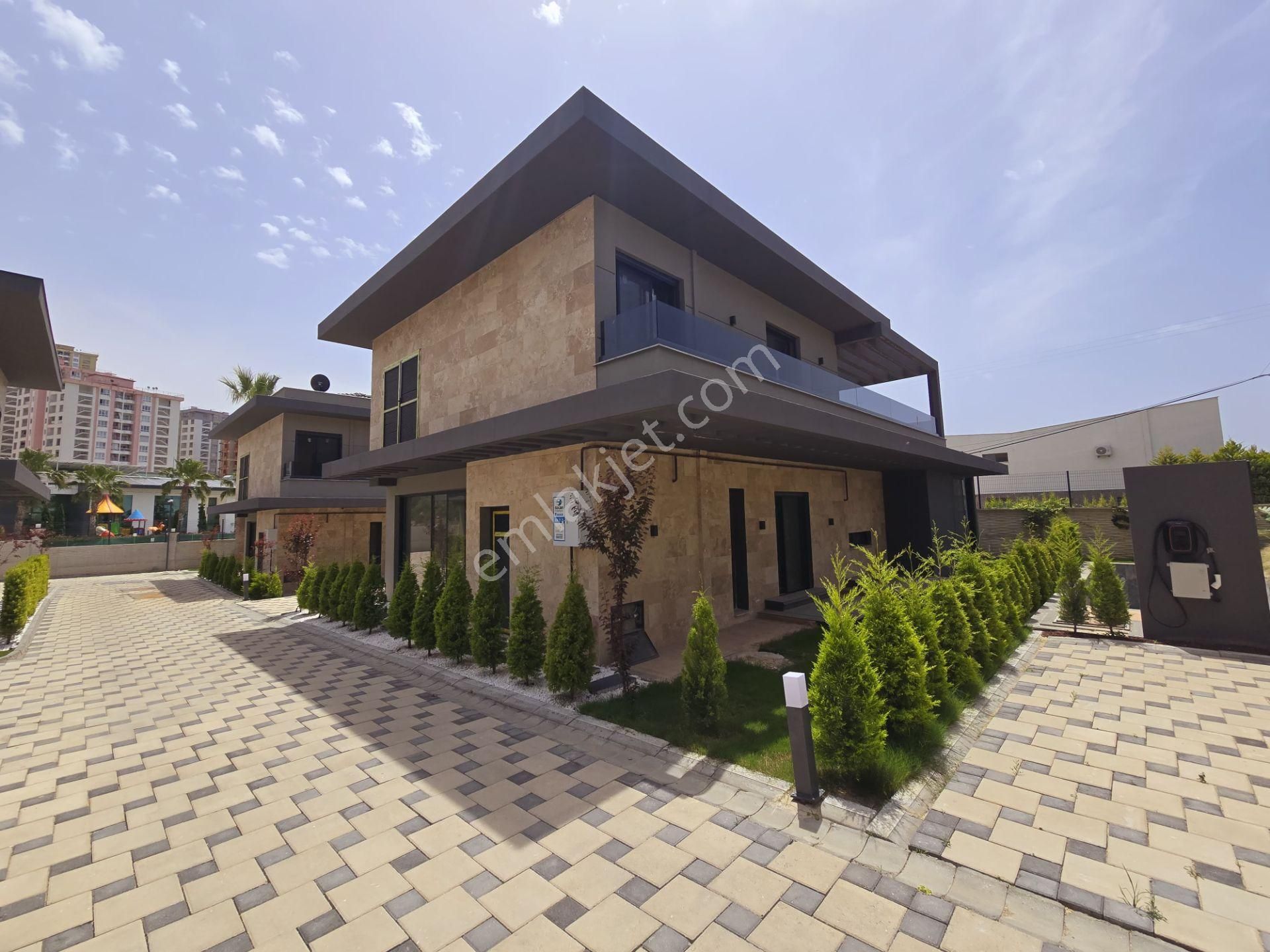 Sahıle Yakın-7/24 Güvenlik-bahçe-otopark-özel Havuz-ultra Lüx-vrf-kombi-6+1-tamamı Müstakil - Görsel 6