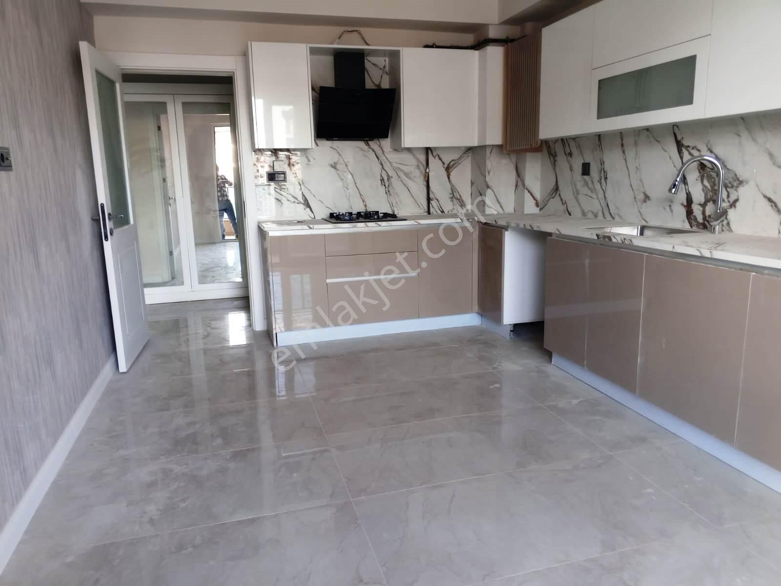 Baha’dan Selçuk Mah’de Geniş, Lüks 4+1 Satılık Daire