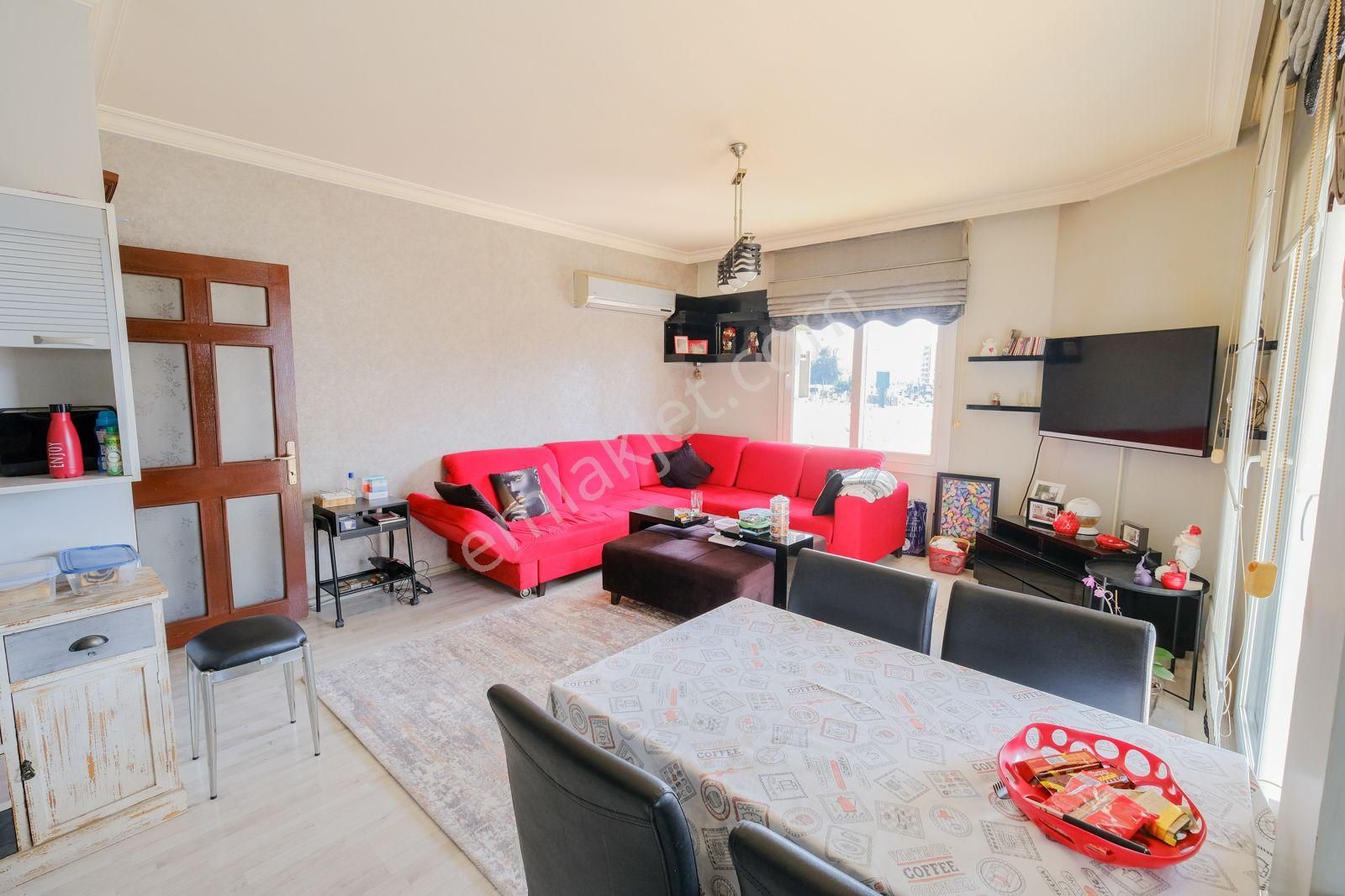 W Property Soli Center Karşısında,geniş Balkonlu, İskanlı 4+1