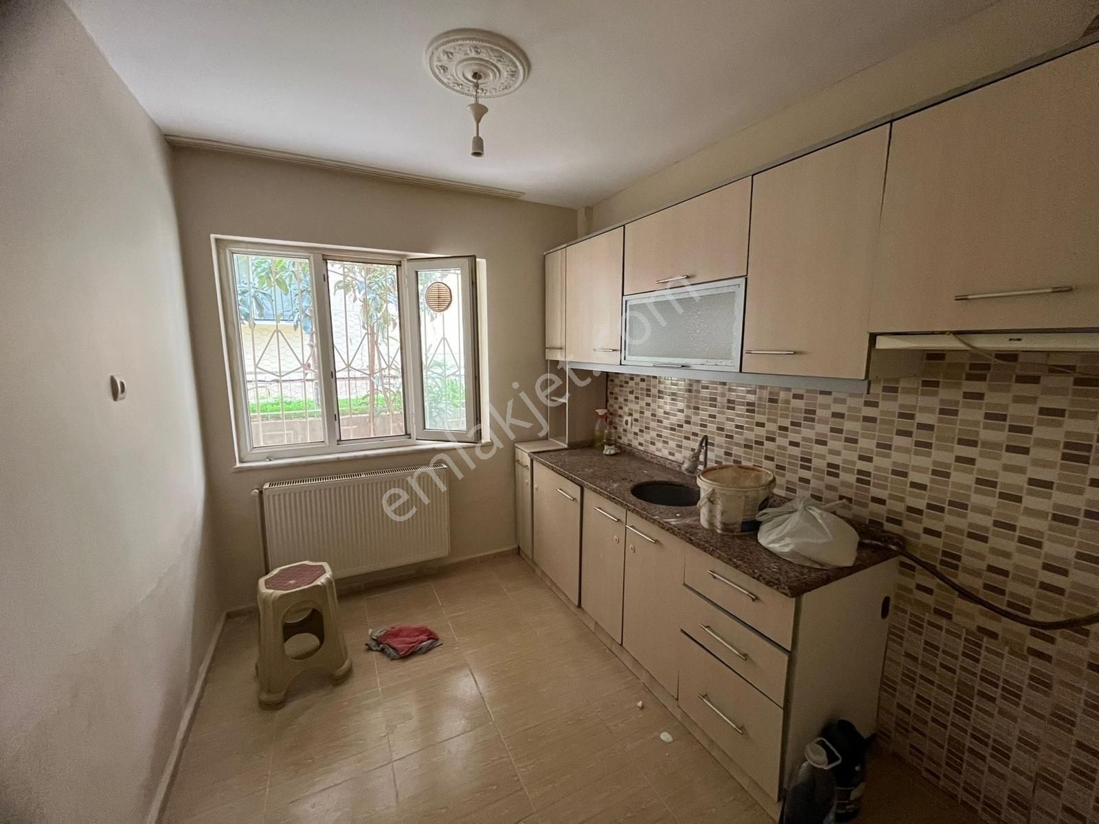 🏡peker Mahallesi 🏡 ✅3+1 90 M2 5 Katlının Zemin Katı ❇️ Kapalı Mutfak