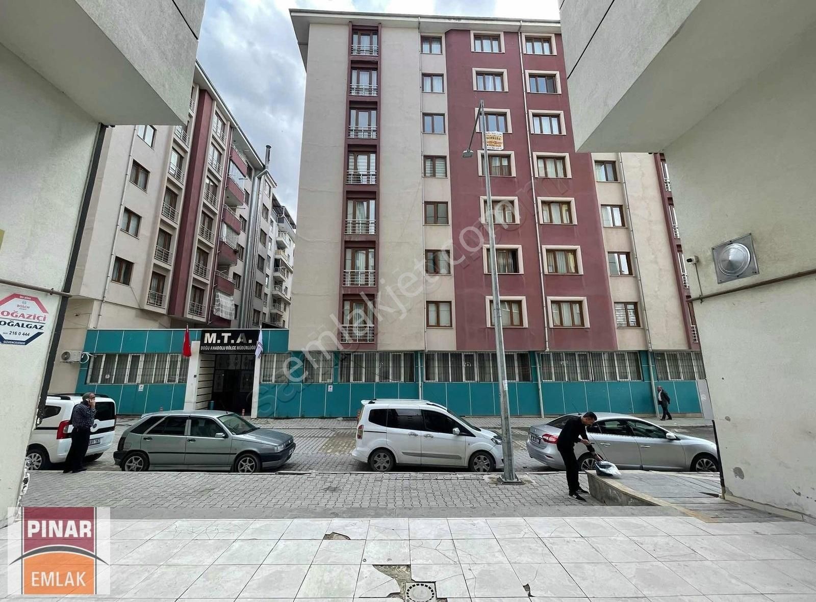 Pınar Emlak' Tan Suvaroğlunda Satılık 3+1 Daire