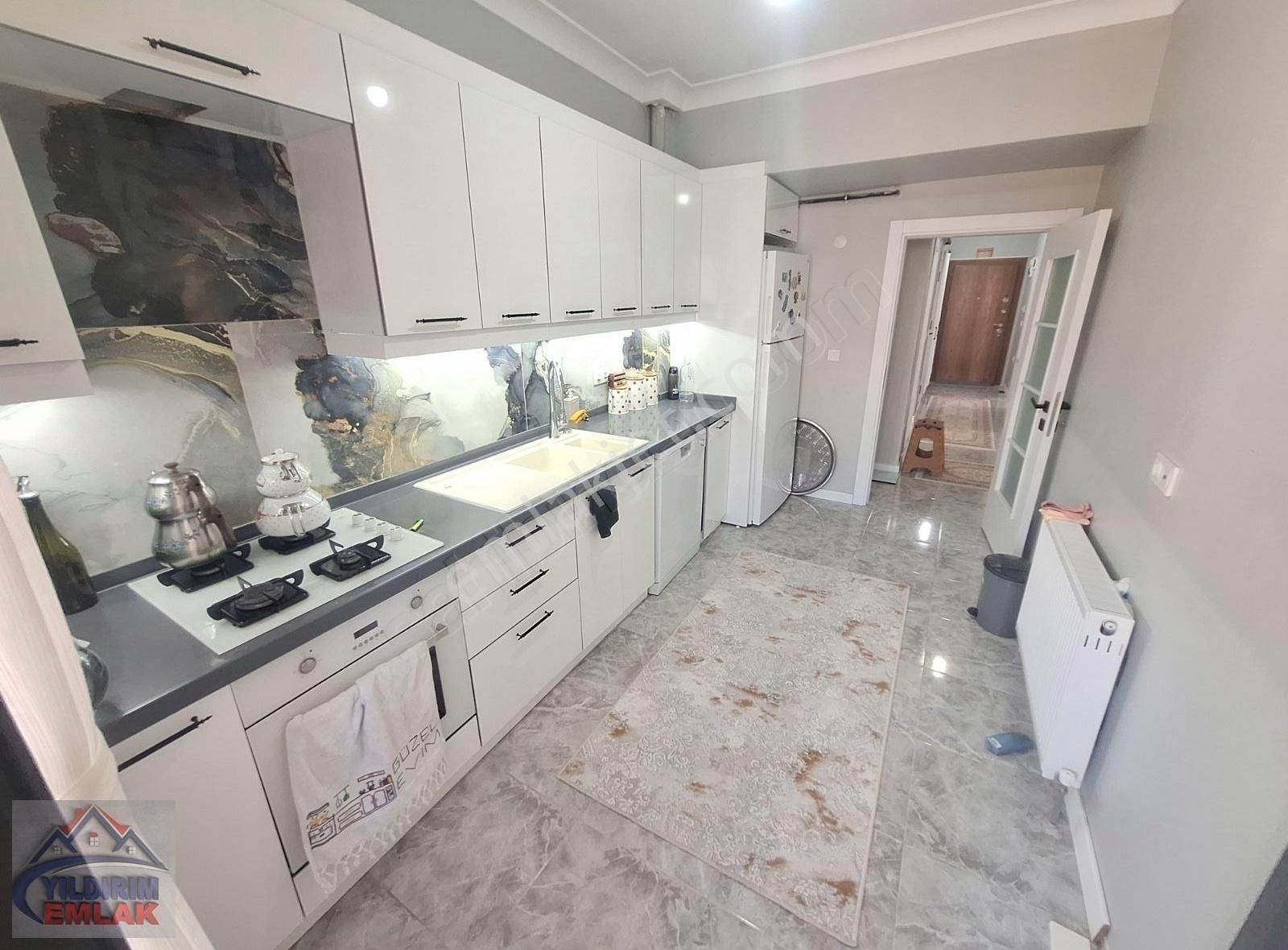Akse Mah 3+1 Asansörlü 2.el Daire Takaslı İskanlı