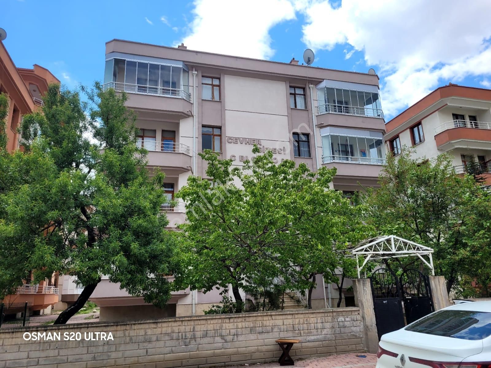 Real Avm Karşısı Diş Hastanesi Yanı Kiralık 3+1 Zemin Yüksek Giriş Daire