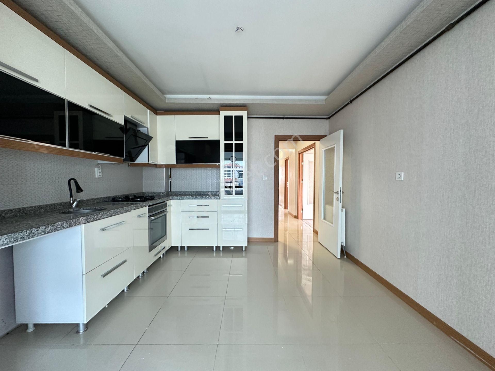 █-kalecik Emlak'tan Site'de Çift Banyo T.balkon Lüx 3+1 Daire█
