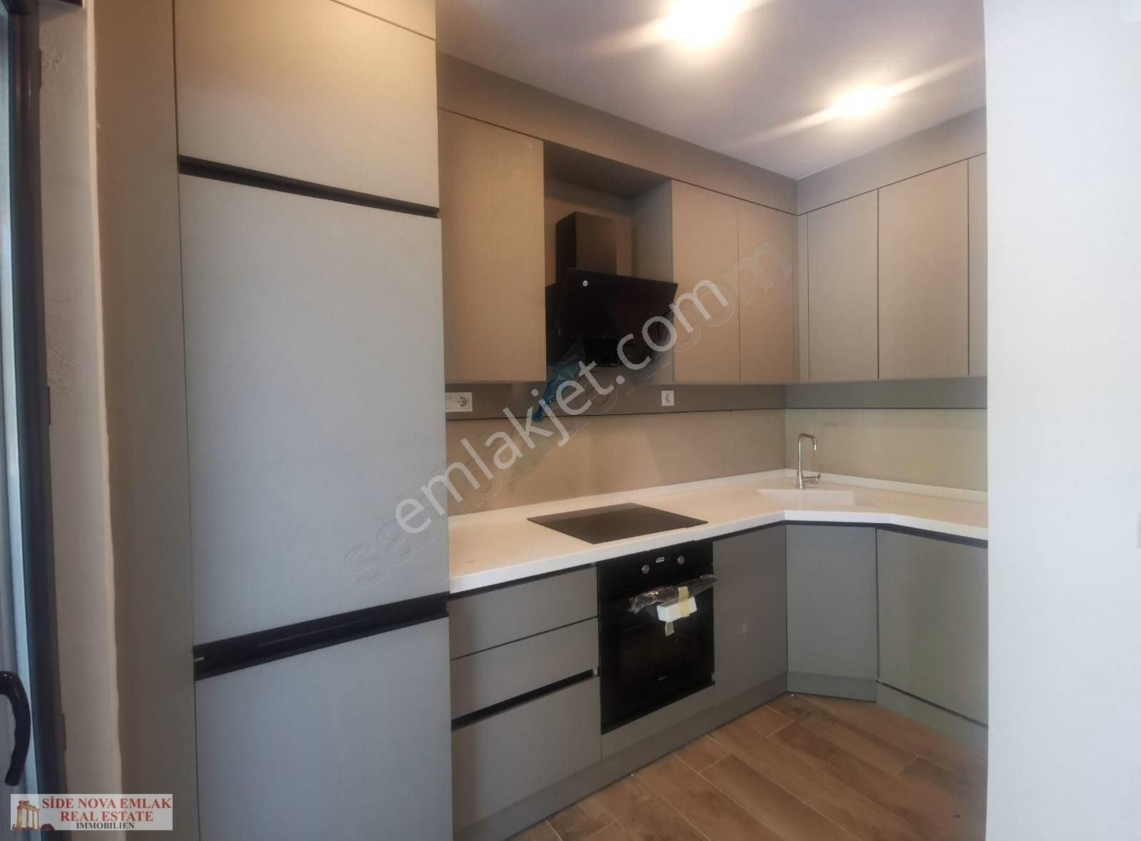 Manavgt Side Lamarin Sitesinde Satılık 1+1daire