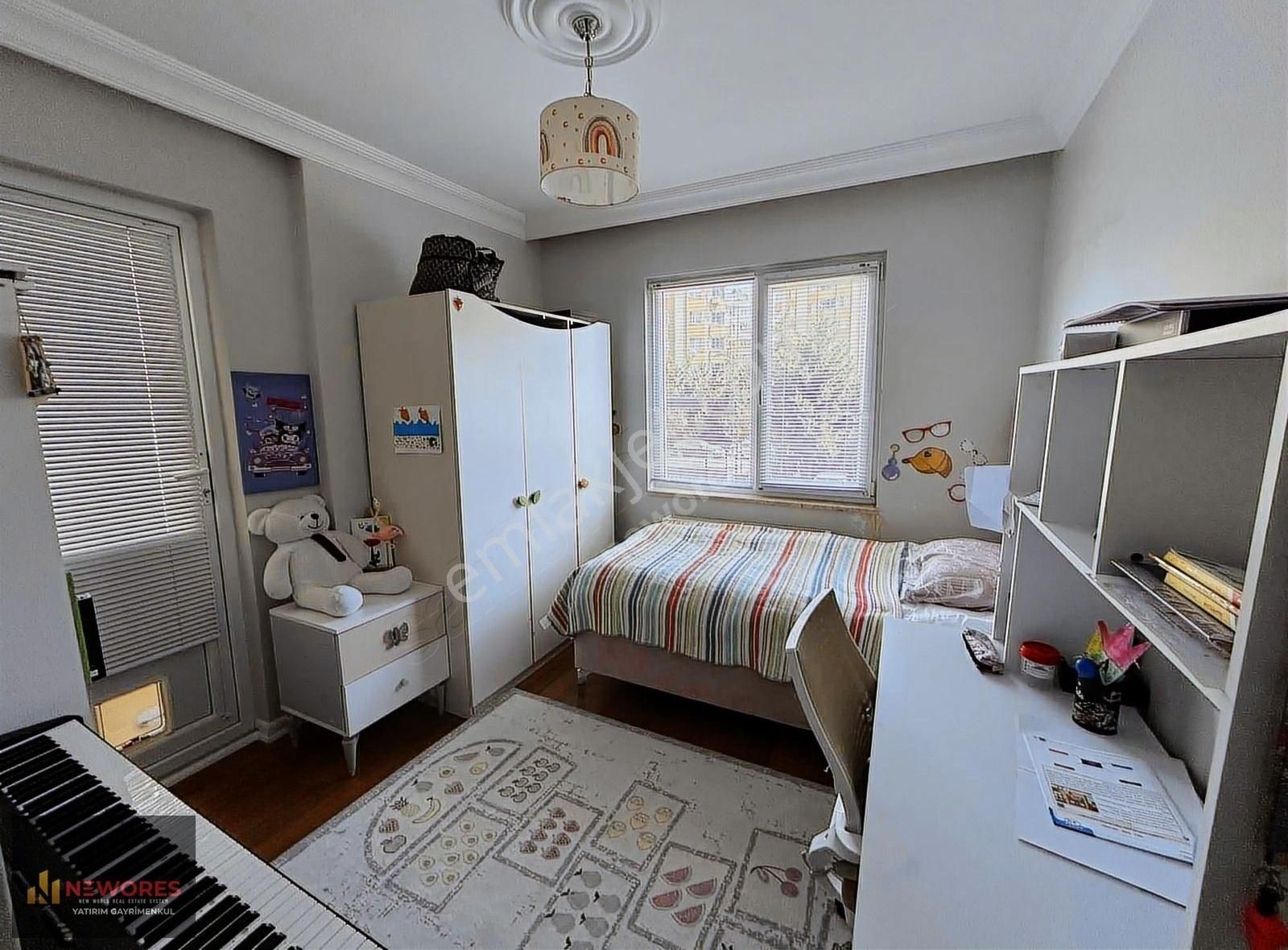 Newores'tan Mutlukent De 3+1 140 M2 Daire