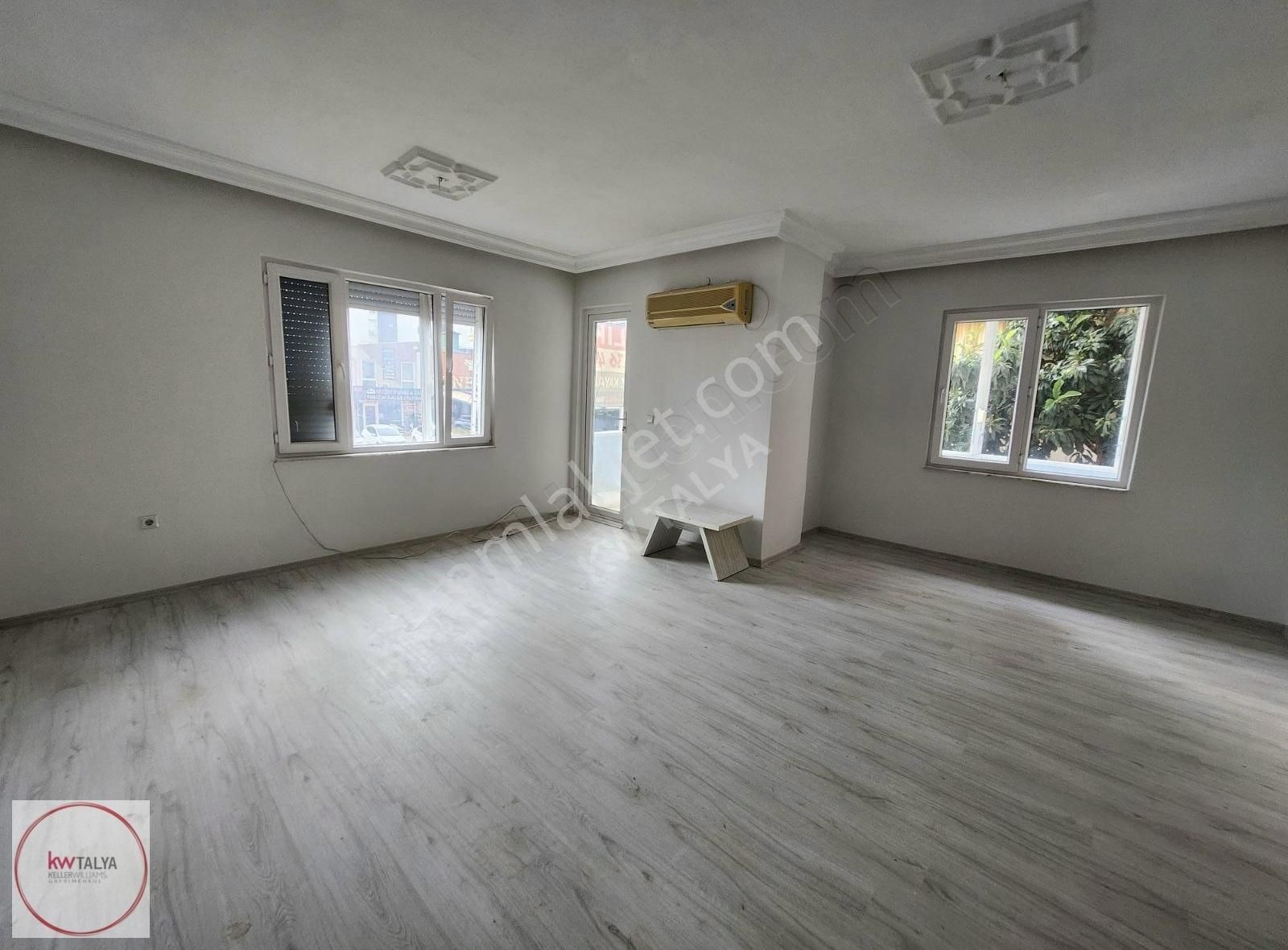 Deniz Kayan'dan Arapsuyu Mah. Denize Yürüme Mesafesi Kiralık 3+1