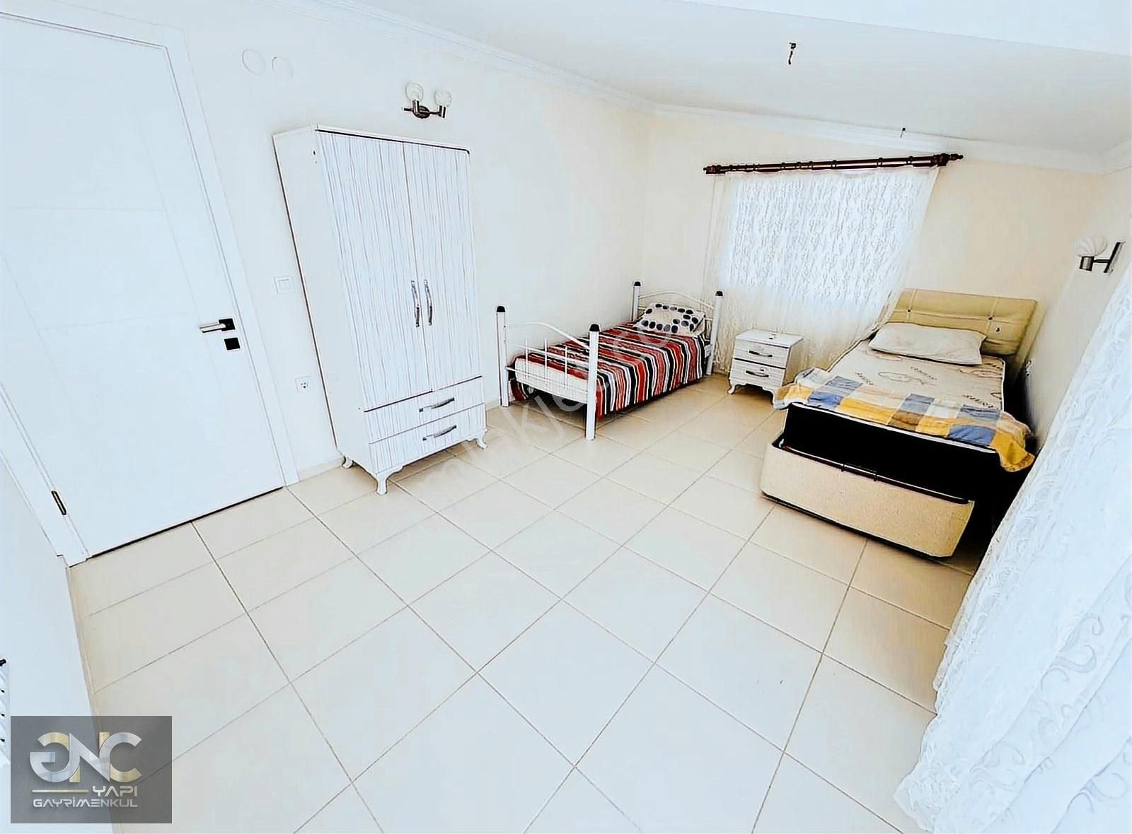 Akbük Merkezde Geniş Kullanım Alanlı 3+1 Dublex - Görsel 31