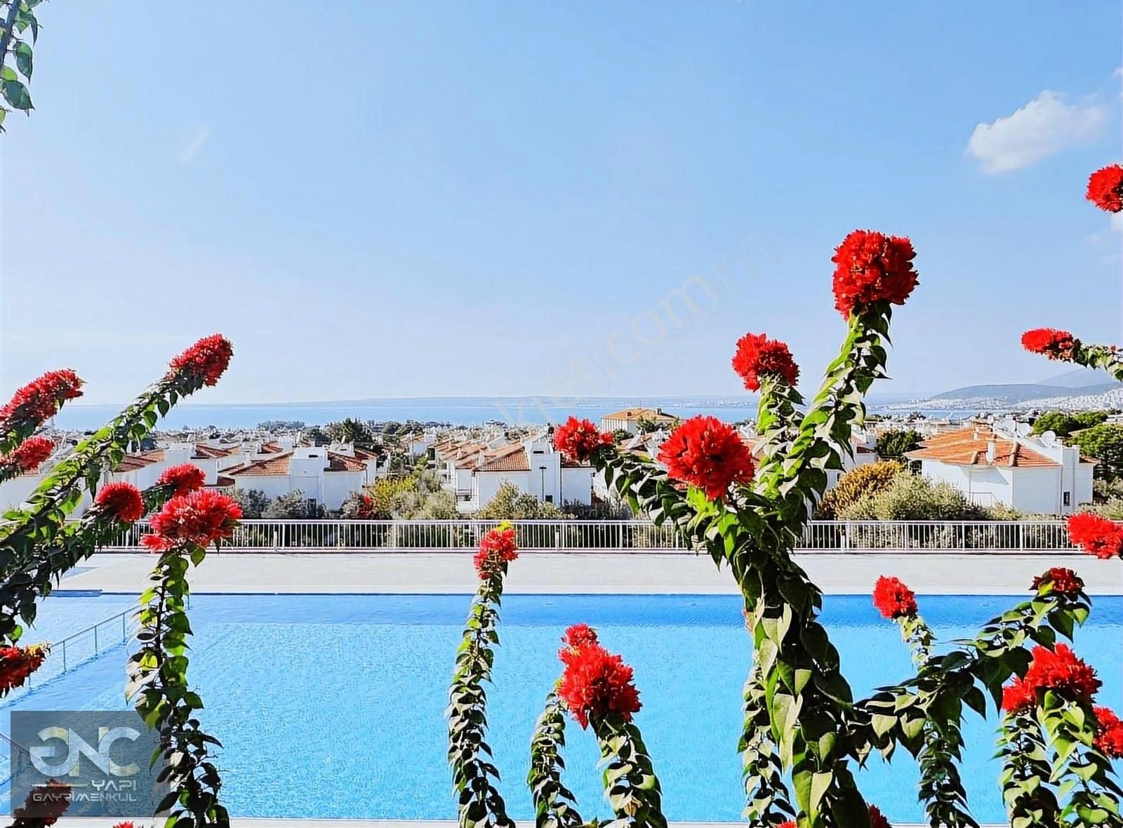 Akbük Merkezde Geniş Kullanım Alanlı 3+1 Dublex - Görsel 30