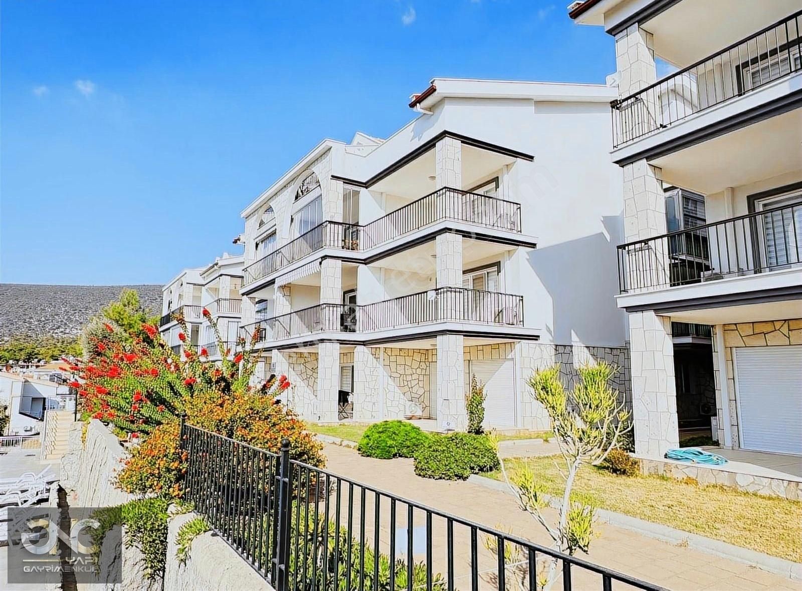 Akbük Merkezde Geniş Kullanım Alanlı 3+1 Dublex - Görsel 32