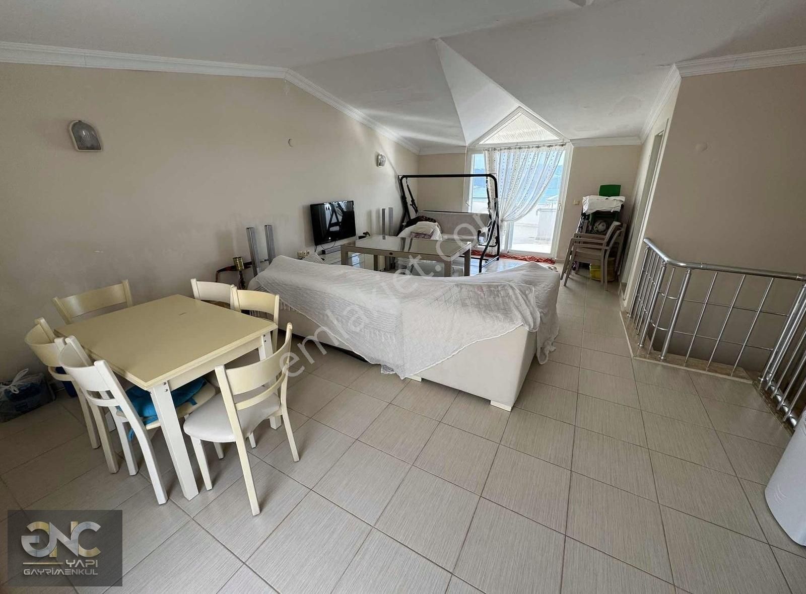 Havuzlu Güvenlikli Sitede Deniz Manzaralı Dublex Daire - Görsel 19