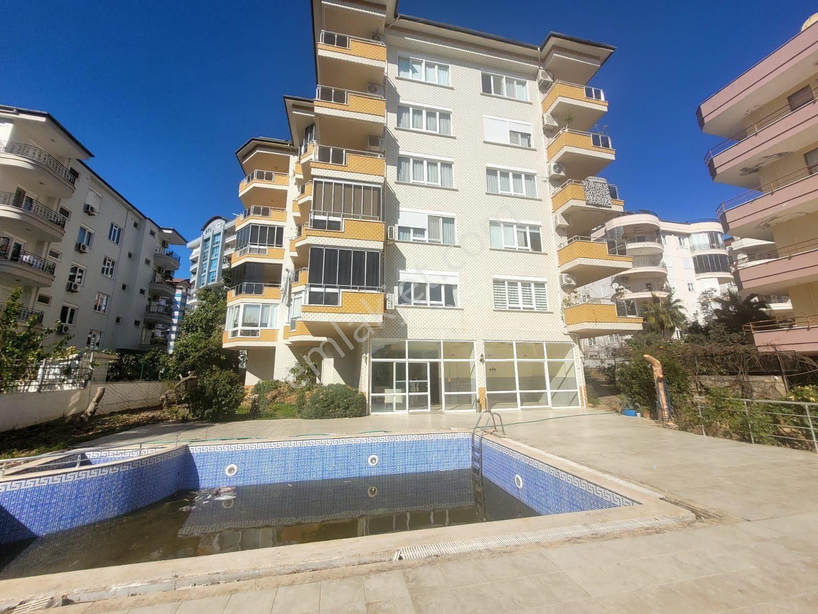 Cikcilli Mahallesinde Satılık 2+1 Daire