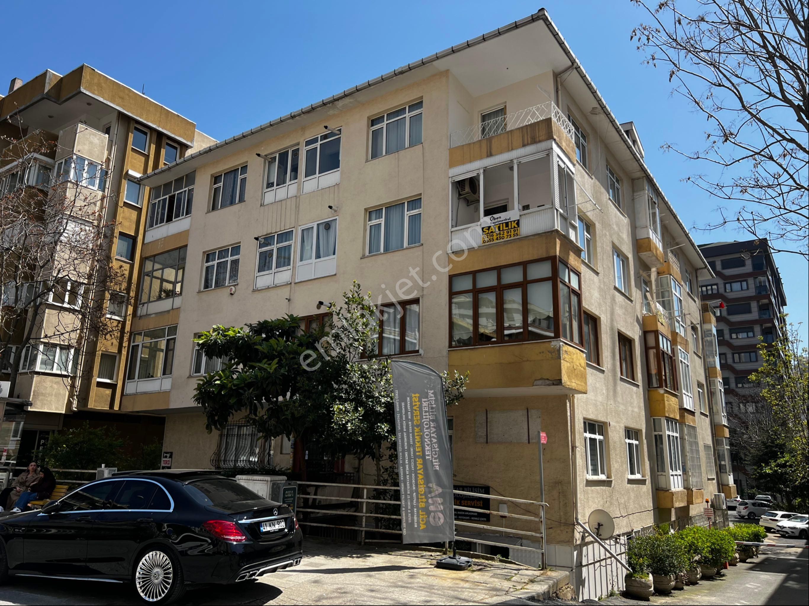 Ali Nihat Tarlan Caddesi Üzerinde 2+1 Net 85 M²