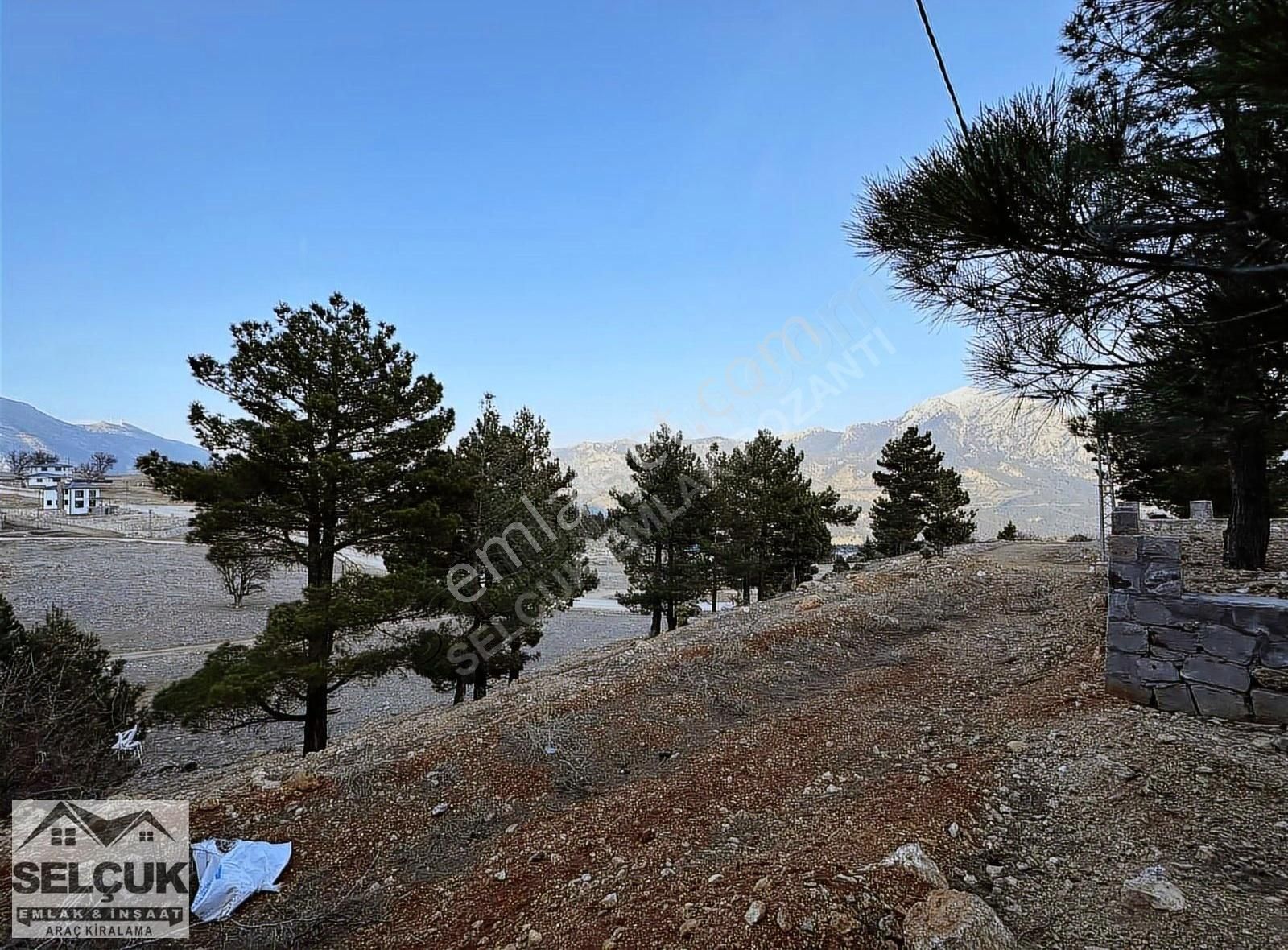 Pozantı Selçuk Emlak'tan Yenikonacık Bozkırlı'da Satılık Arsa