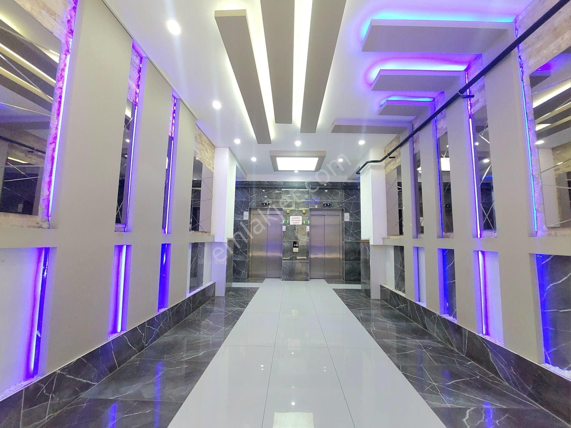 Yüksel Den Kadıköy De Novada Yanında Satılık Geniş 3+1 Daire