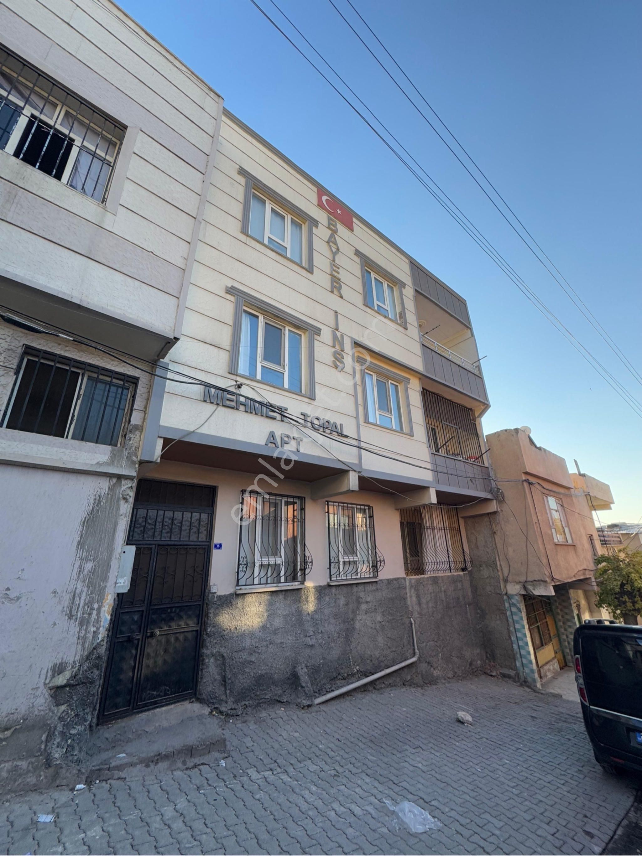 Bağlarbaşında Satılık 3+1 Daire