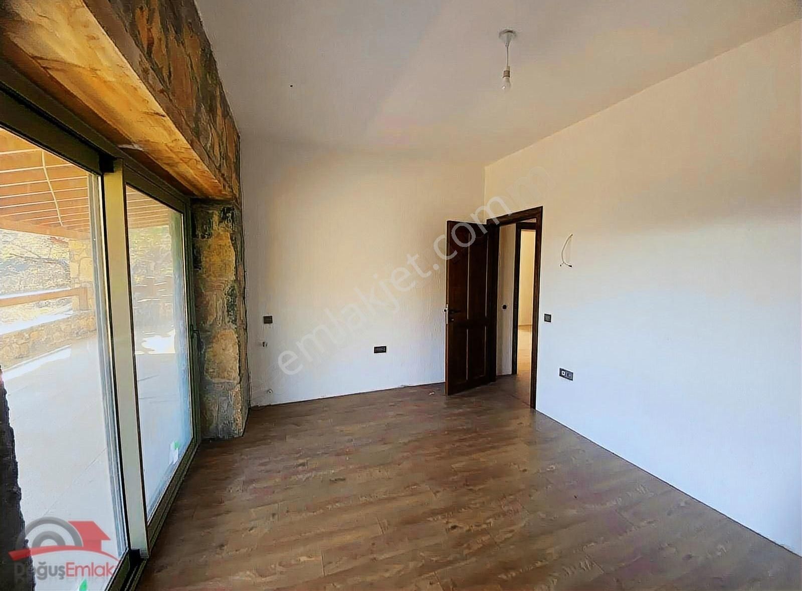 Doğuş Emlak'tan Satılık 4 Dönüm Tarla Ve 108 M2 Havuzlu Taş Ev - Görsel 11