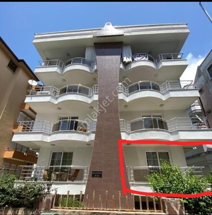 Saray Mahallesinde Satılık 1+1 Daire