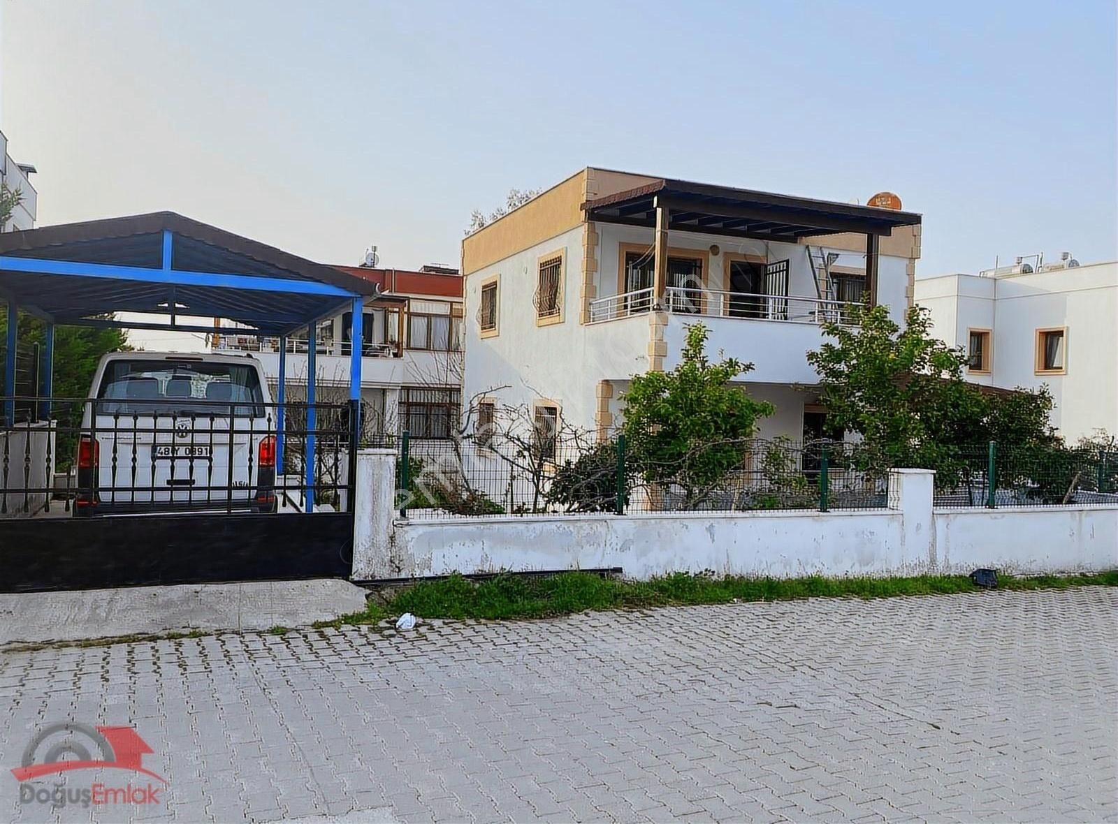 Doğuş Emlak'tan 375 M2 Arsa İçinde Bahçeli Otoparklı 4+1 Villa - Görsel 5
