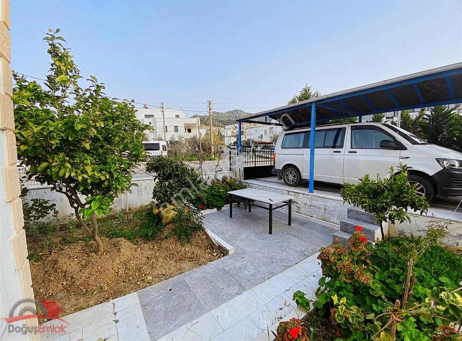 Doğuş Emlak'tan 375 M2 Arsa İçinde Bahçeli Otoparklı 4+1 Villa - Görsel 18