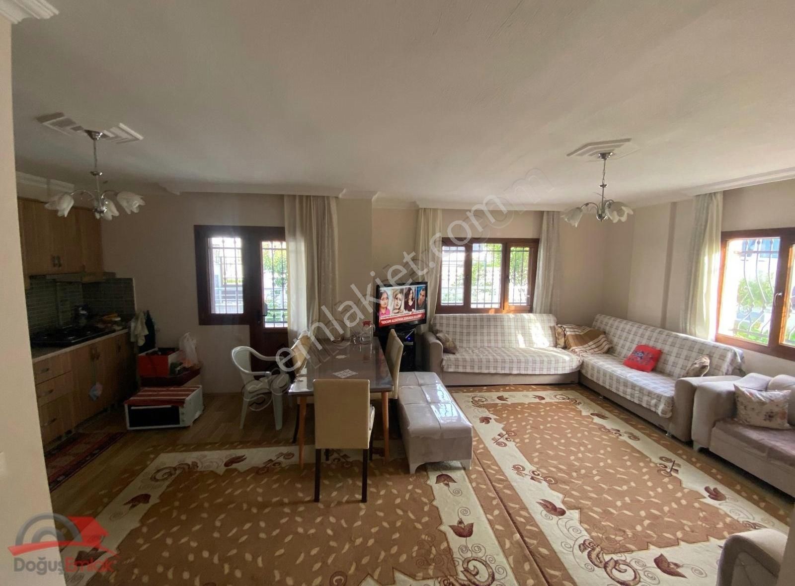 Doğuş Emlak'tan 375 M2 Arsa İçinde Bahçeli Otoparklı 4+1 Villa - Görsel 7