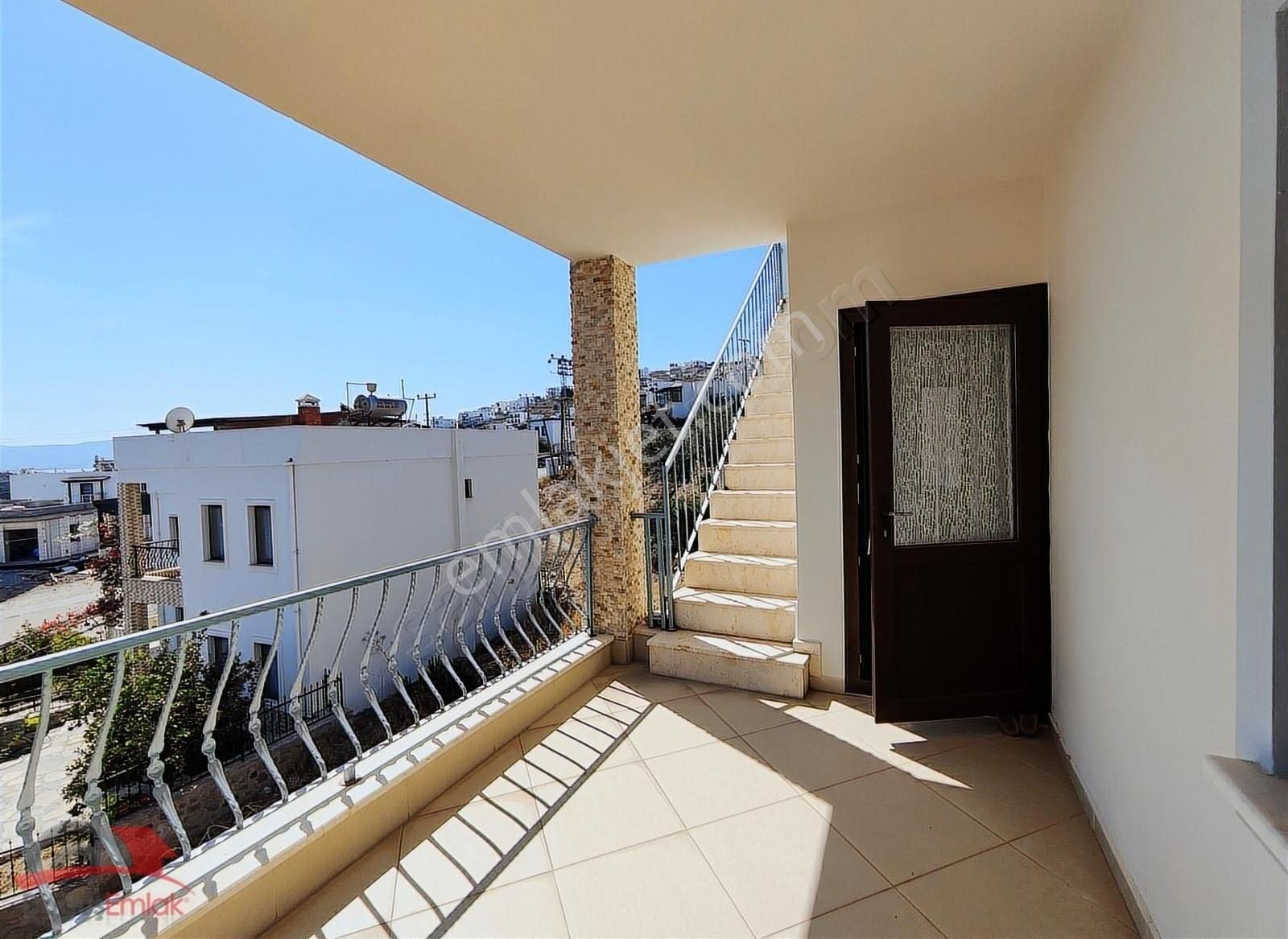 Akyarlar'da Müstakil Bahçe İçinde 2+1 Villa - Görsel 31