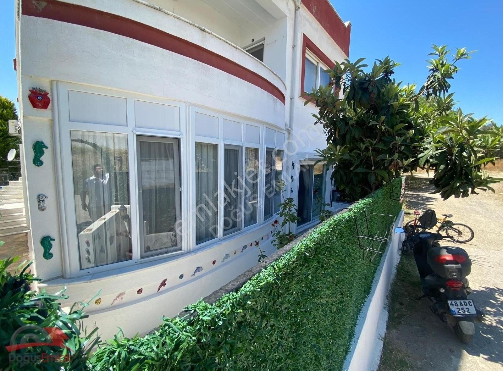 Doğuş Emlak'tan Satılık 3+1 Bahçe Katı Masrafsız Daire