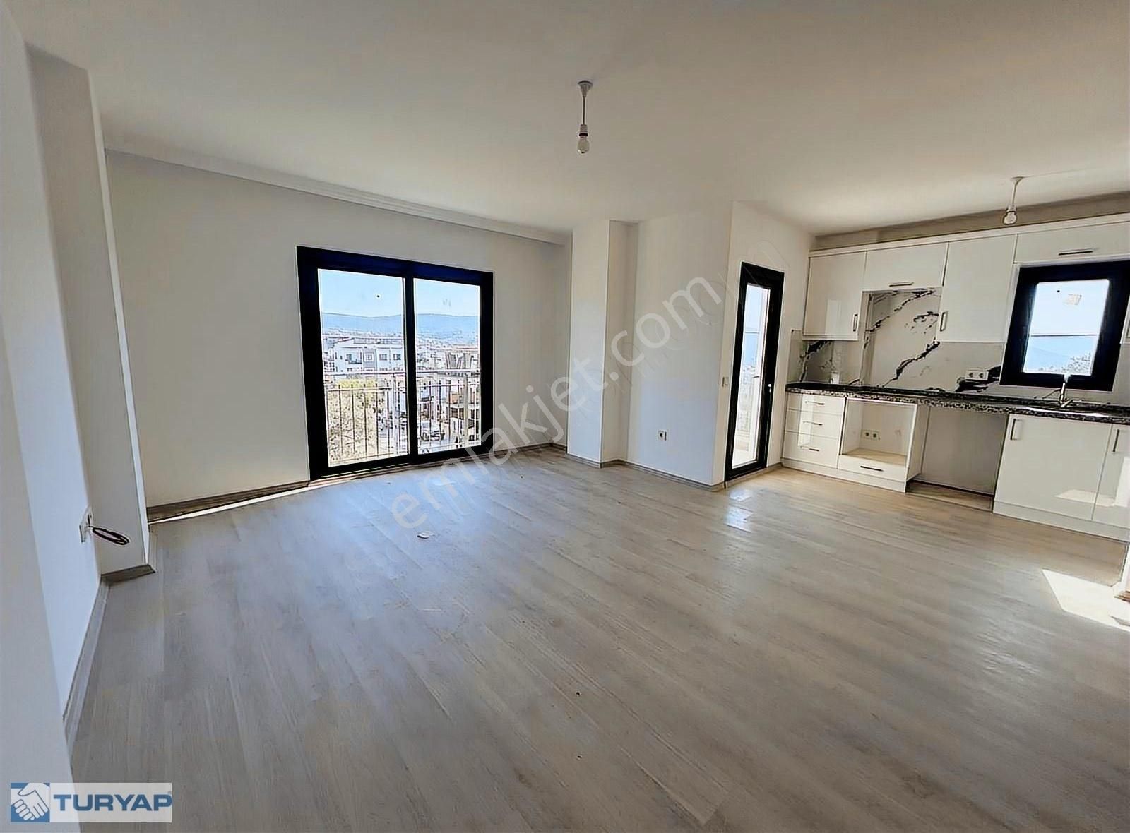 Bodrum Mumcularda Satılık Geniş 3+1