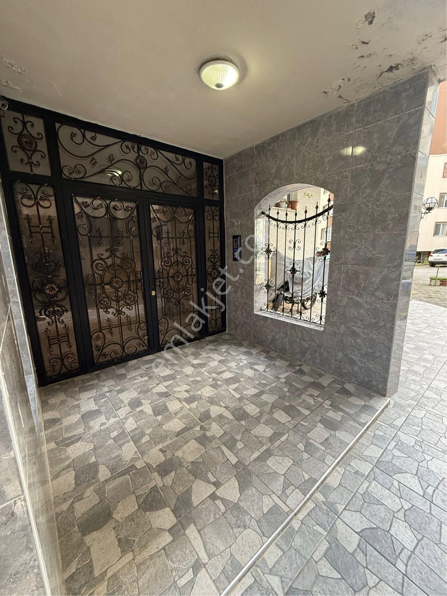 Boztepe Uyum Sitesınde Merkezı Konumda Kiralık Daire
