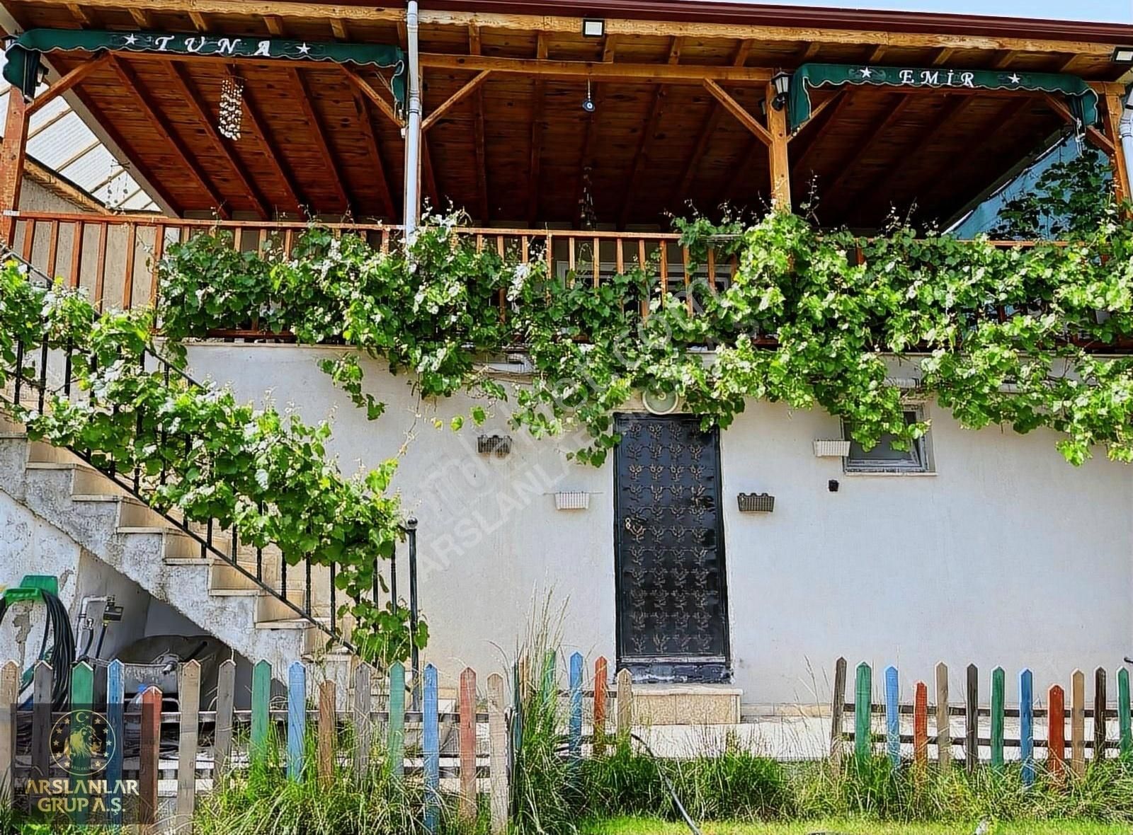Arslanlar Grup A.ş'den Güzelhisar'da Eşsiz Doğa İçinde 120m2 Ev