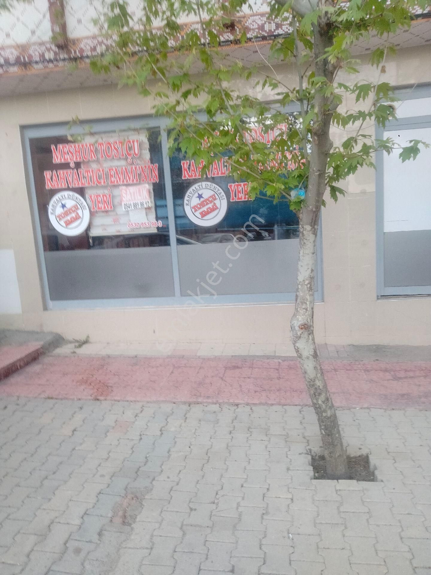 İzzetpaşa Da Satılık İşyeri