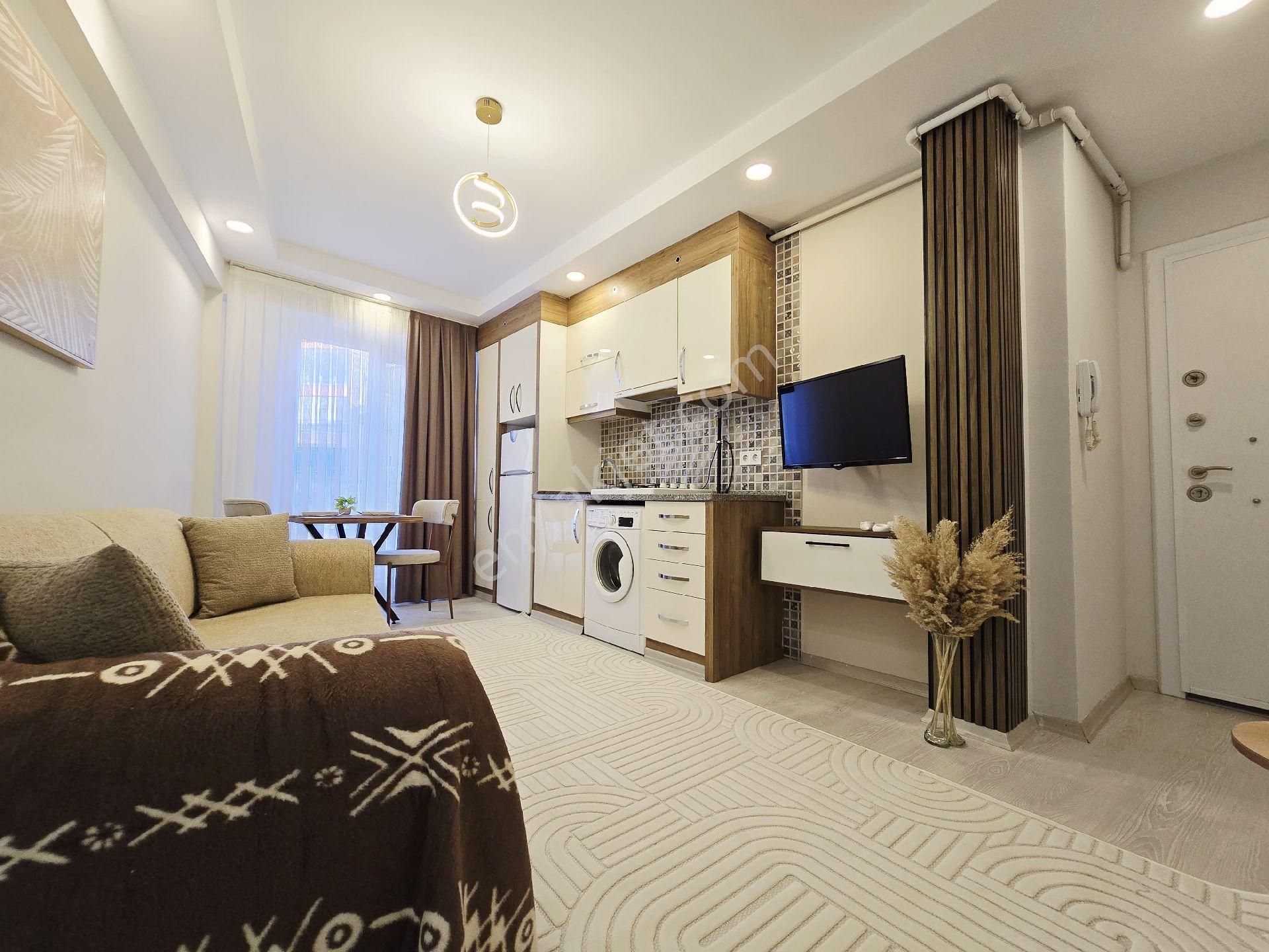 Sunrise Gayrimenkulden İnönü Caddesi Mevkisinde Satılık Eşyalı 1+1 Apart