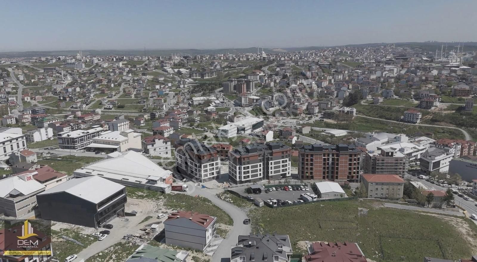 Arnavutköy Taşoluk Da Satılık Mustakil İnşaatlık Arsa