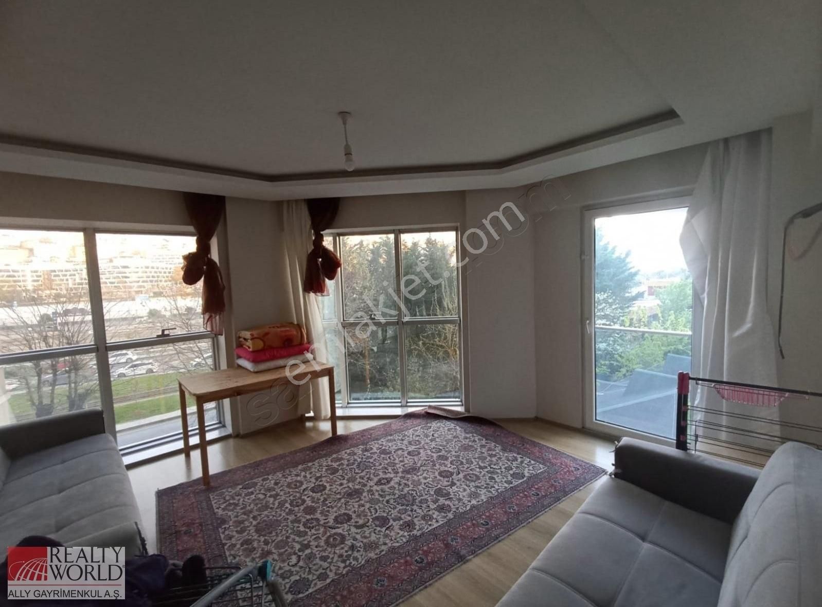 Nişantaşı Uni. Komşu Olan Viva Suite 2+1satılık Daire.