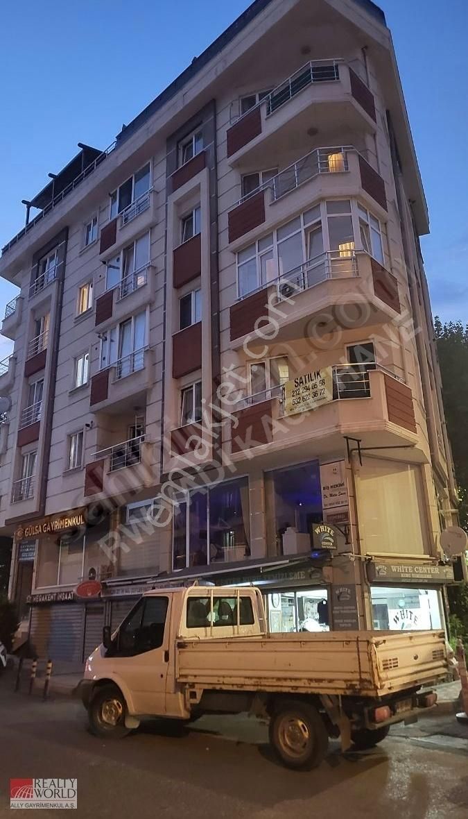Göktürk Çeşmebaşı Cadde Üzeri Satılık Lüx 3+1 Apartman Dairesi