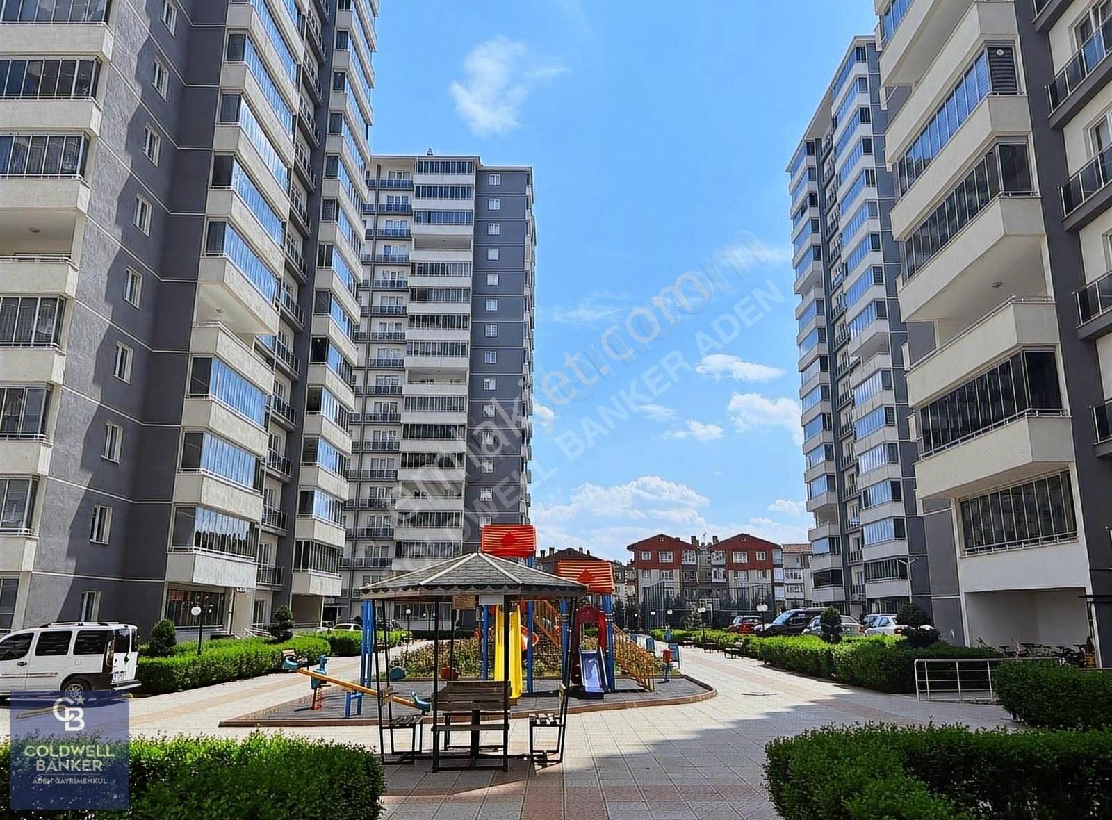 Batıpark Sitesi Gökçek Mahallesi Satılık 3+1 Daire