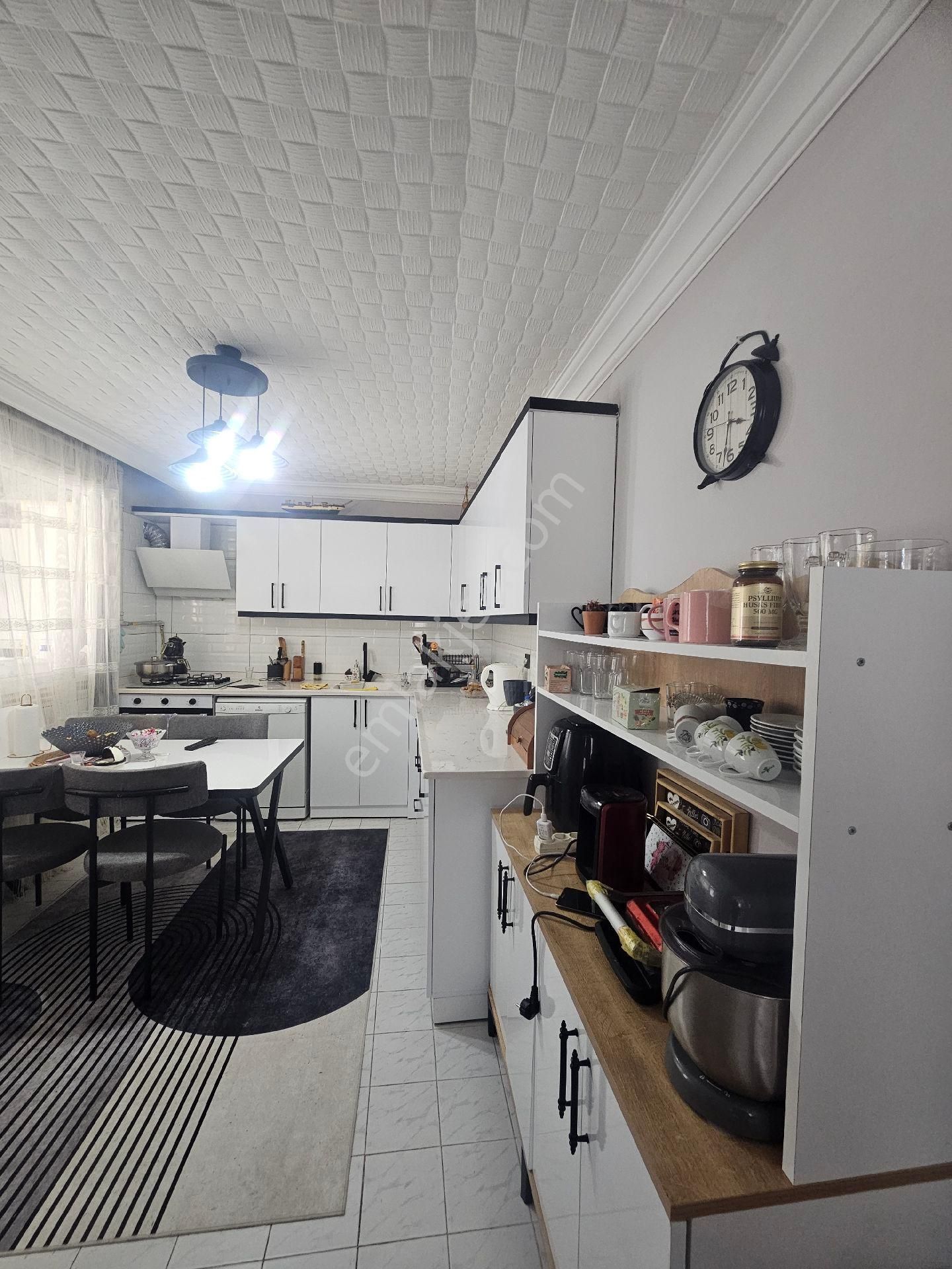 Zena Gayrimenkul / Samsun İlkadım Hançerli Mh 3+1 125m² Ful Eşyalı Satılık Daire...