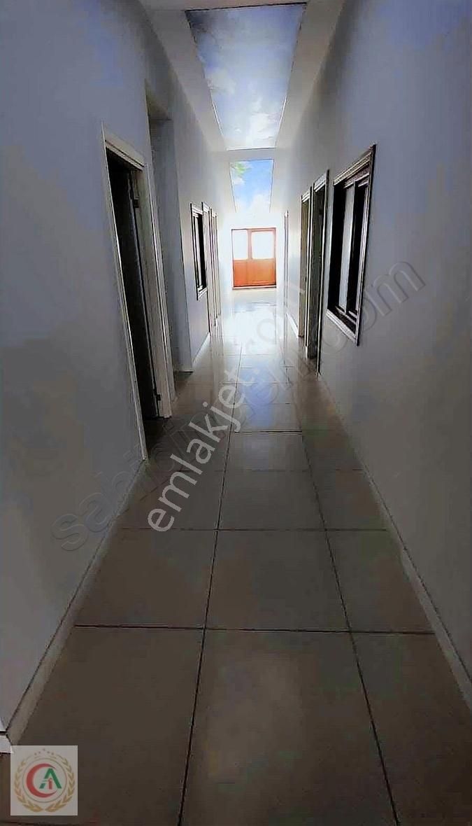 Akdoğan İnş Malkoçoğlunda Tramvay Cad Ceppe Satılık 700m2 Dükkan