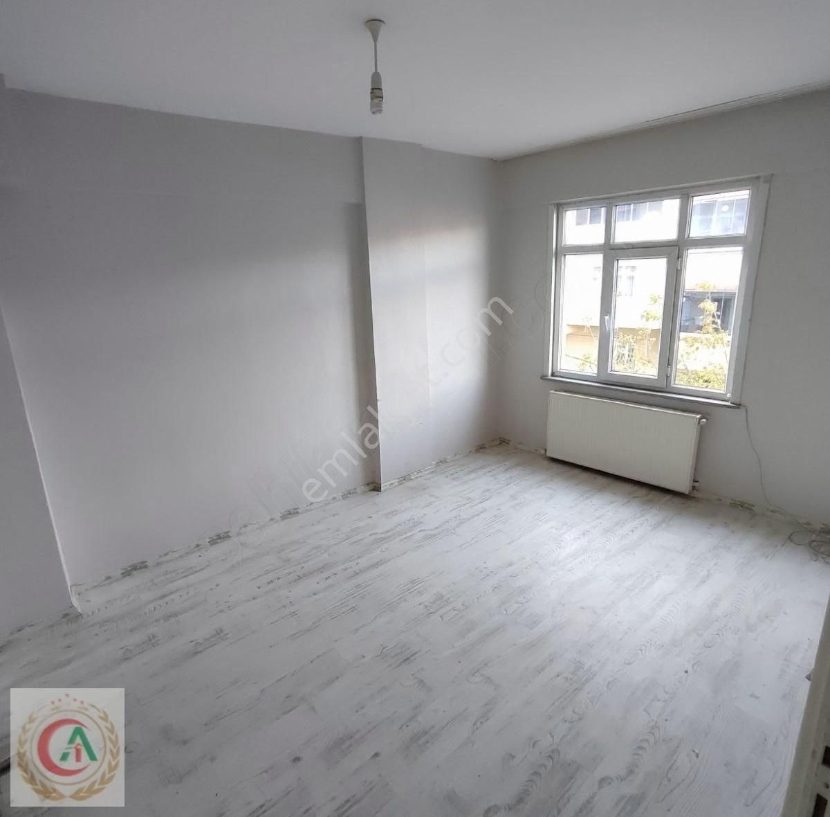 75.yıl Mah Satılık Daire 2.kat 2+1 90 M2 Vega Avmye Yakın 18 Yaş