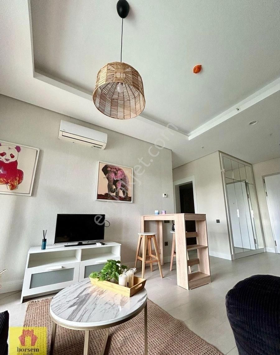 Çankaya İlkbahar Sinpaş Marinada 1+1 Yeni Eşyalı Mobilyalı Peyzaj Manzaralı Garajlı Kiralık Daire