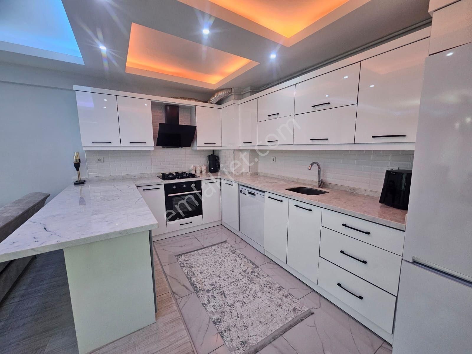 Zena Gayrimenkul / Samsun İlkadım Modern Pazarına Cephe 3+1 135m² Satılık Daire...